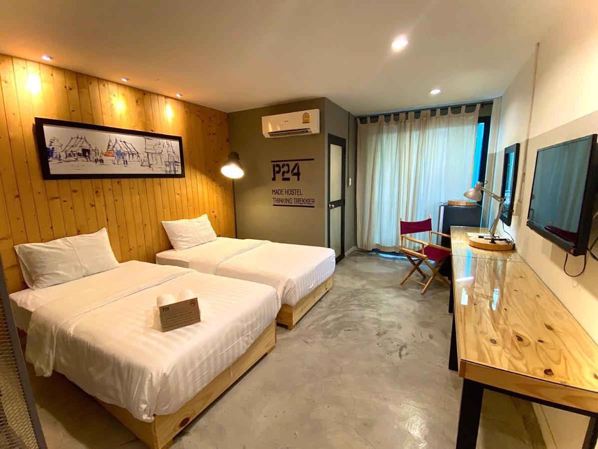 P24 At Kaset Hotel Bangkok Eksteriør billede